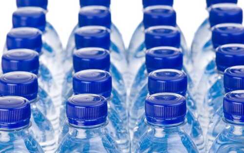 كيفية العثور على موزعين جيدة للمياه المعبأة في زجاجات