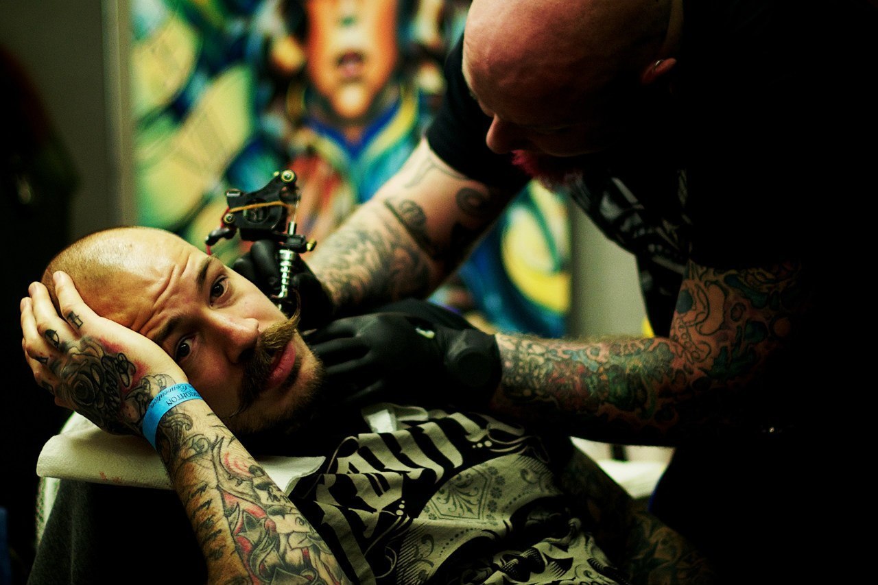 Как да получите лиценз за бизнес за татуировки –