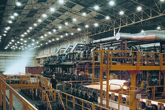 Hlavní výhody použití LED osvětlení v továrnách jsou -