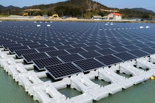 Jak velká 500MW výrobní linka na solární panely