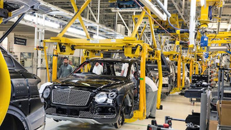 Audi ENGINE - samlebånd til bilfabriksproduktion