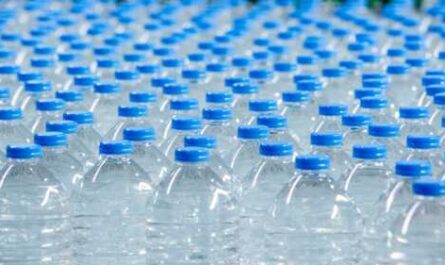 How much does it cost to start a water bottling business?