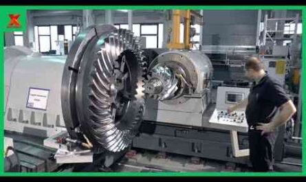 The world's largest CNC bevel gear machine is a state-of-the-art gear production line.  Production of steel wheels