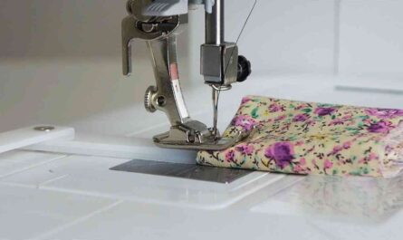 Tips for sewing thick and multi-layered fabrics on a sewing machine