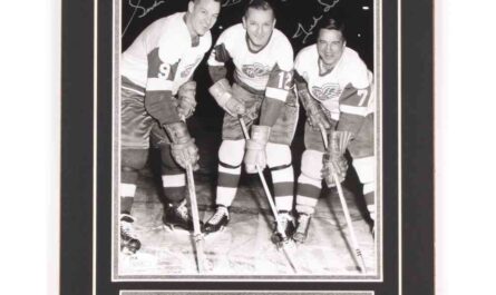 Sid Abel formed the "Production Line" with Howe and Lindsey.