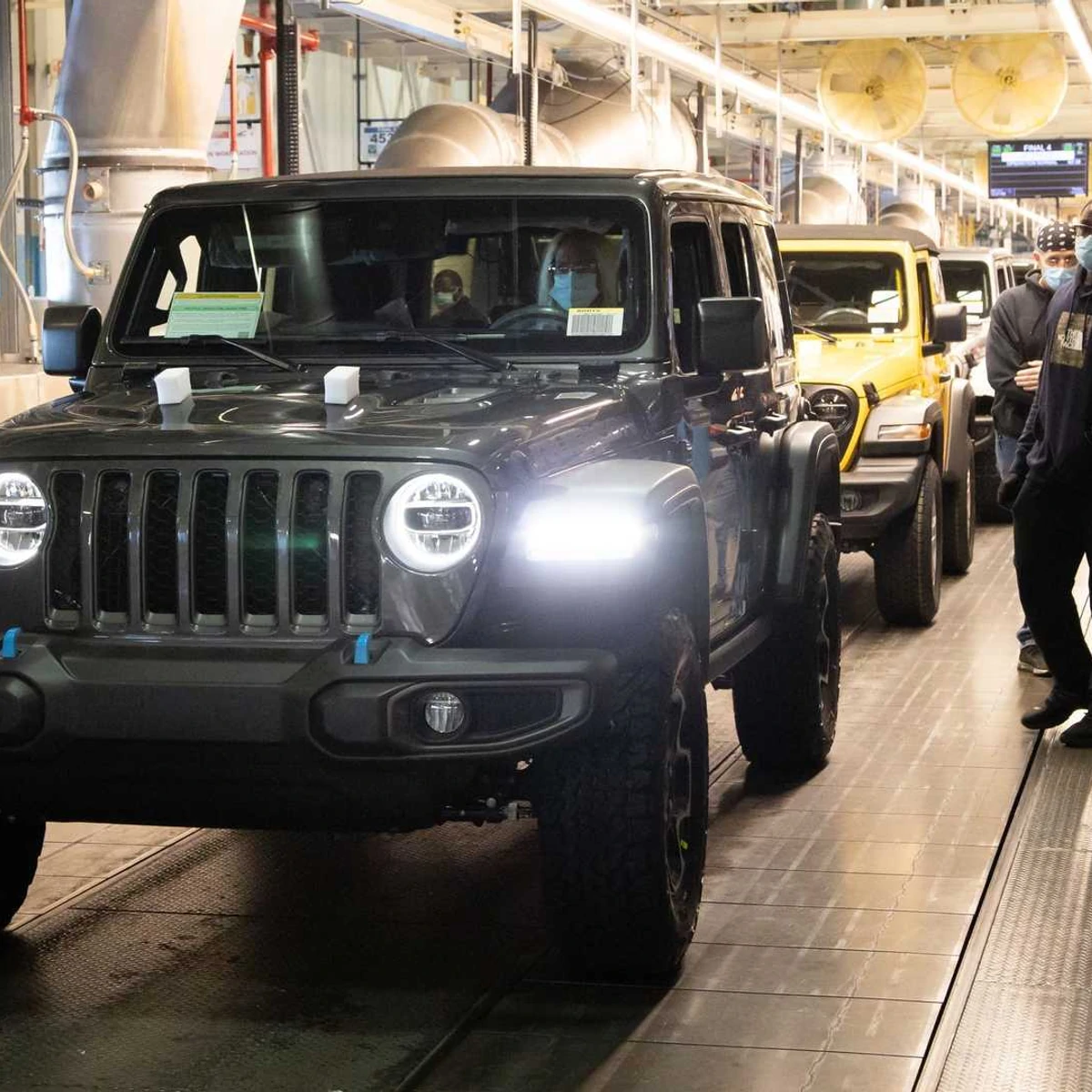 Jeep Wrangler 4xe Plug in Hybrid Production Line