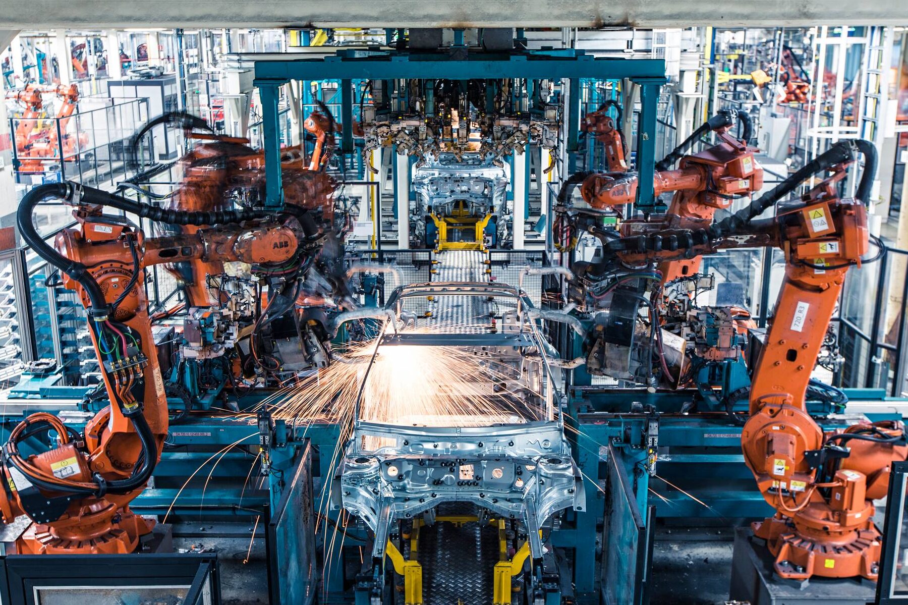 Audi – Autotehdas 🚗 Tuotanto ⚙ Robottien kasvien kokoonpano