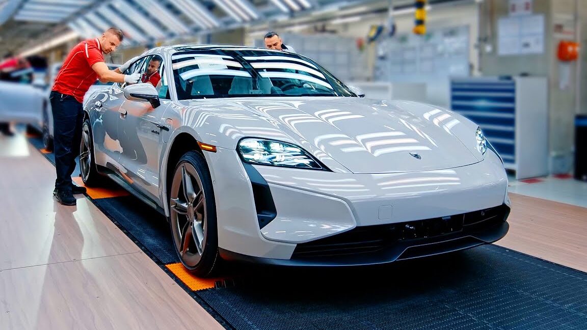 Porsche Taycan PRODUCTION Line |  Saksan urheiluautotehdas