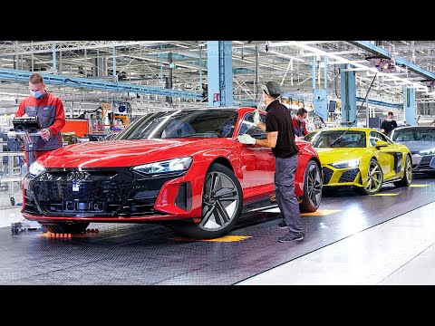 A több milliárd dolláros Audi gyárban a legújabb E-tron GT gyártósort gyártják