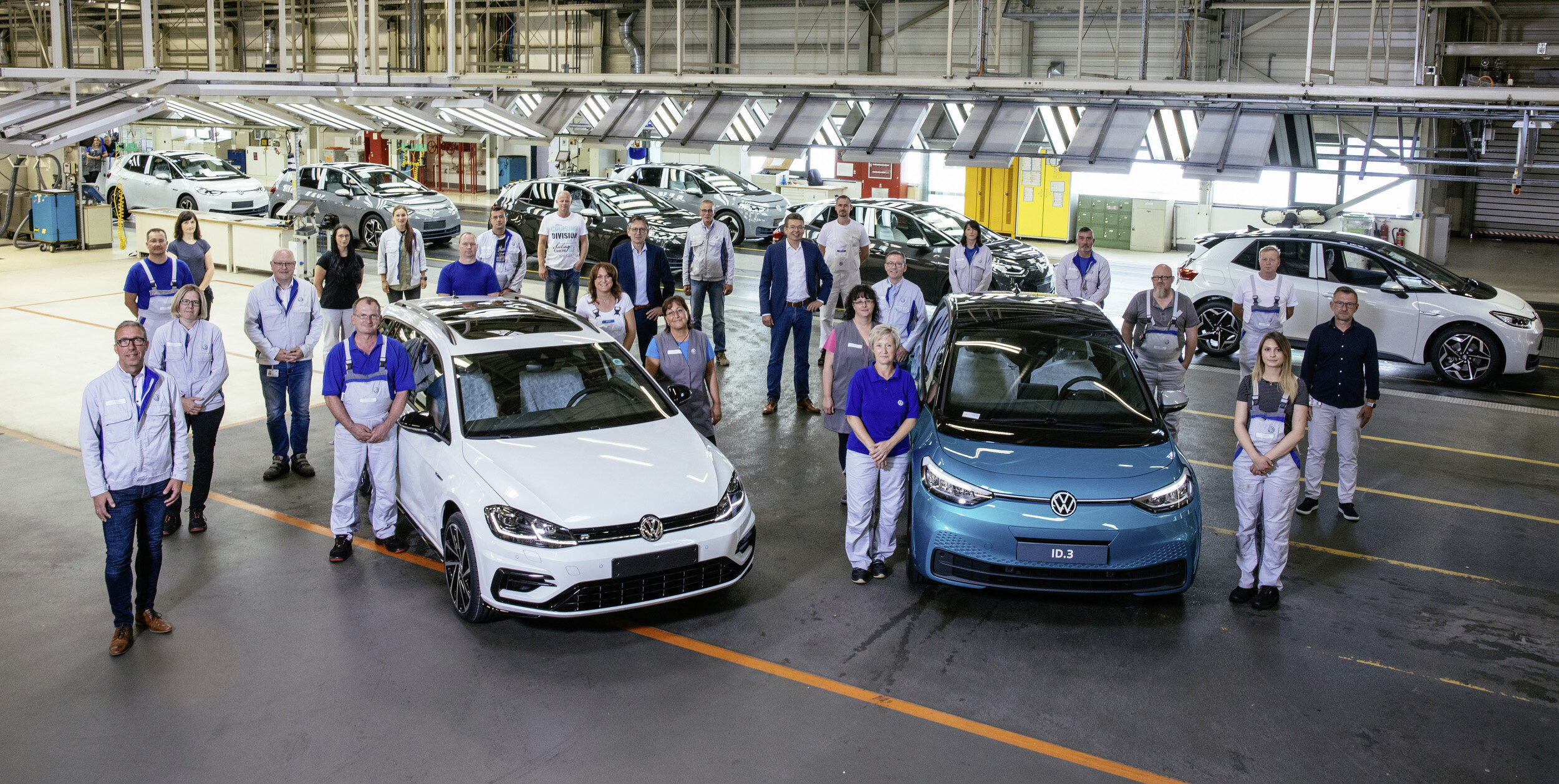 AUTÓGYÁR: VOLKSWAGEN Golf gyártósor 2017 – HOGYAN KÉSZÜLT