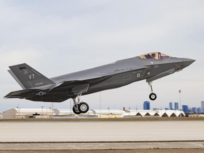 Lockheed Martin F-35 gyártósor |  Hogyan készül a repülőgép