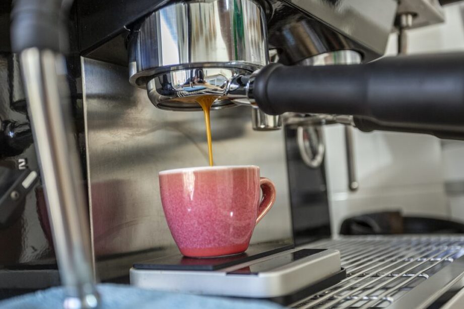 Kávézó vállalkozás indítása Mennyibe kerül? -