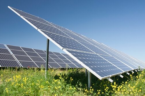 Milyen hatással van a napenergia a környezetre? -