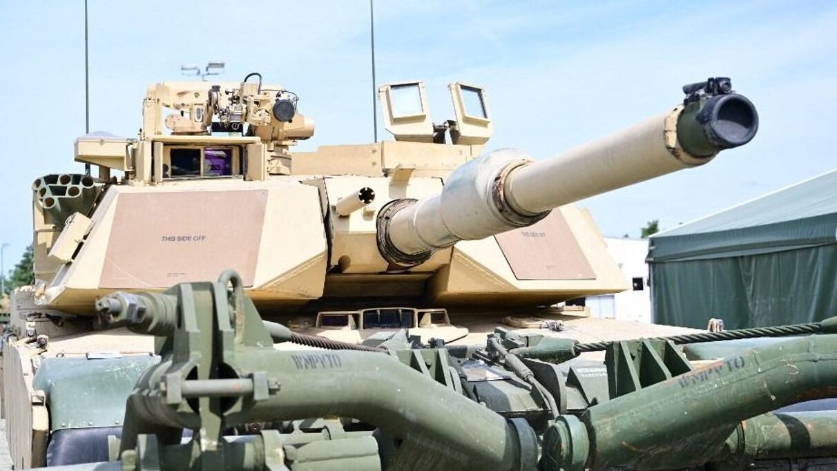 Tankgyártó sor🤖: Összeszerelés USA Abrams vs. Ukrajna vs. Orosz tankok gyártási folyamata🔧