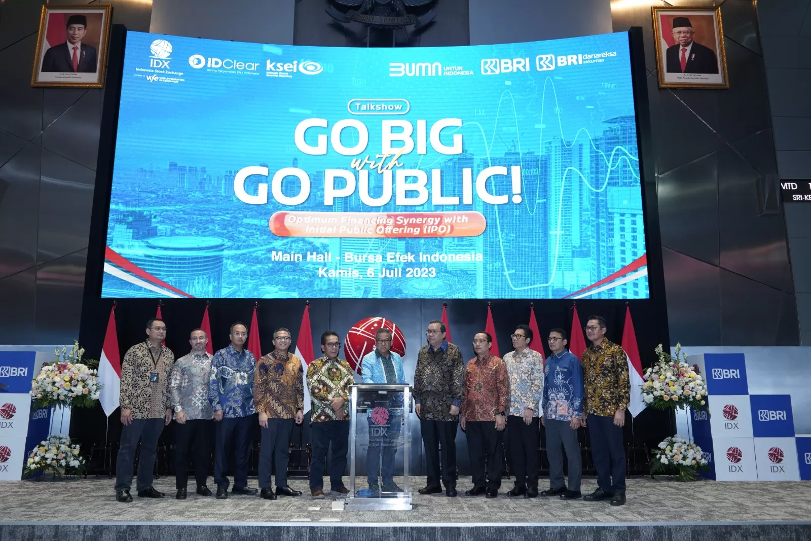 Go public dengan IPO -