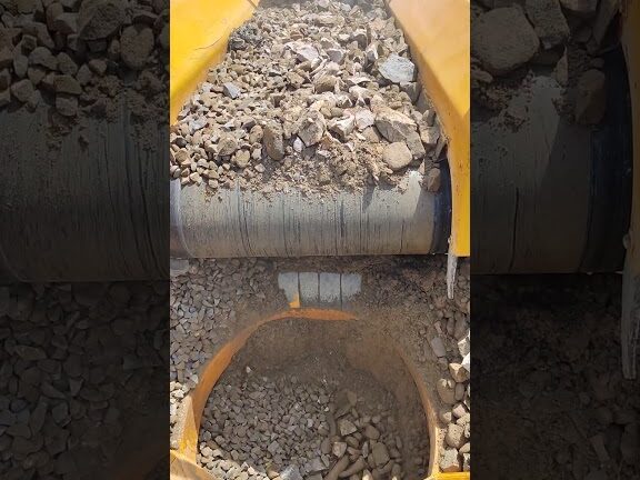Cone Crusher dan Mesin Cuci Pasir di Lini Produksi Stone Crushing