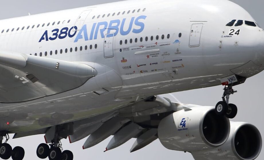 Di dalam Pabrik Lini Produksi Airbus A380 yang Besar