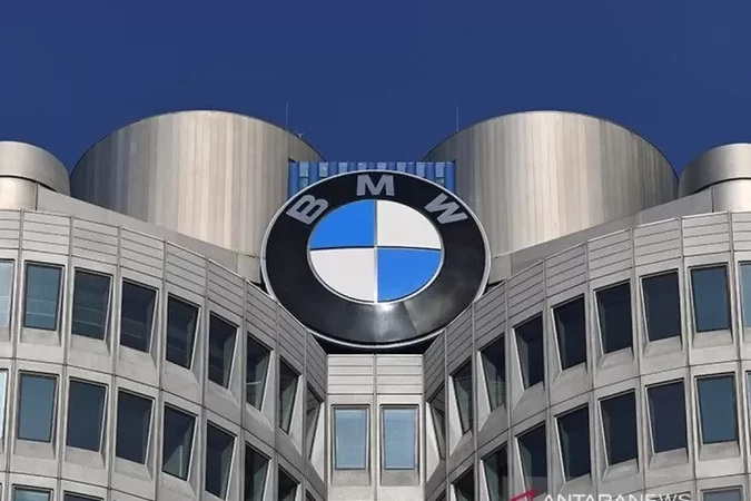 Lini Produksi BMW i4 - Pabrik BMW Munich