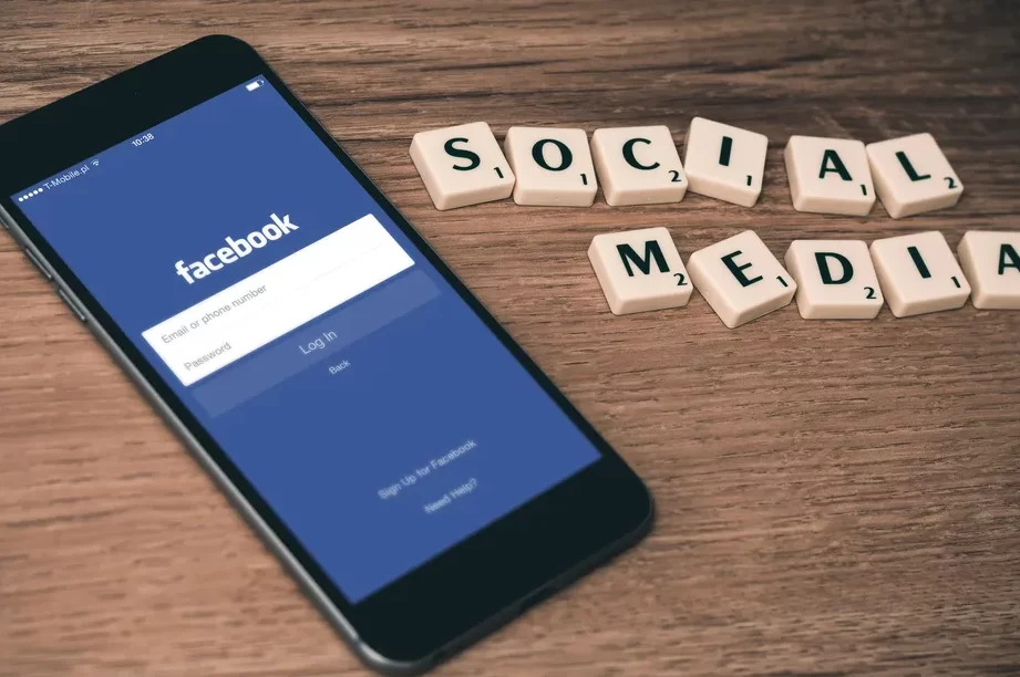 Menyewa Manajer Media Sosial untuk Bisnis Kecil Anda -