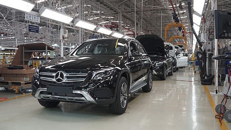 PABRIK MOBIL Mercedes C-Class - BAGAIMANA DIBUATNYA Lini Produksi Perakitan Pembuatan Pembuatan