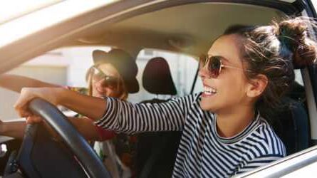 7 דרכים לחסוך בביטוח רכב לנהגים מתחת לגיל 25