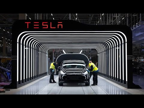 Barisan Pengeluaran Tesla Model Y di New Berlin Gigafactory