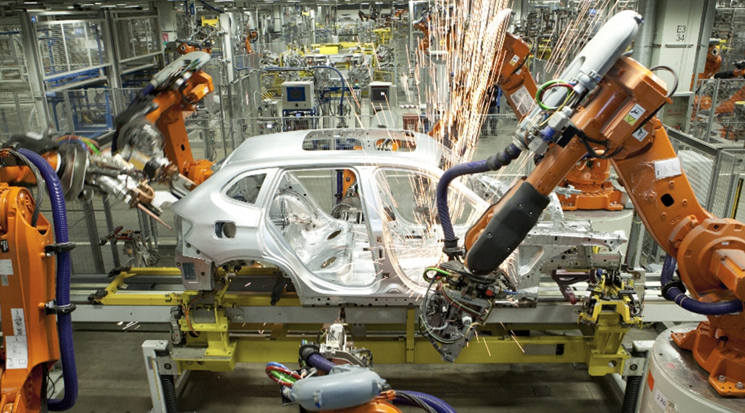 ROBOTS Kilang Kereta BMW - Pembuatan Pantas