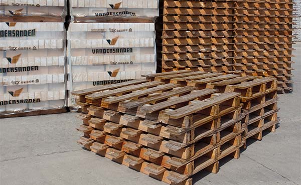Een recyclingbedrijf voor houten pallets starten