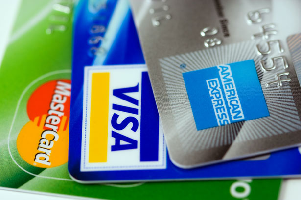 Oprichting van een creditcardmaatschappij zoals VISA –