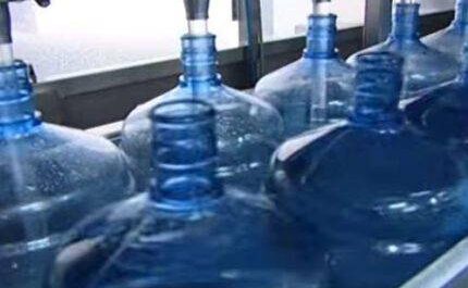 Bir su şişeleme şirketi kurmanın maliyeti nedir?
