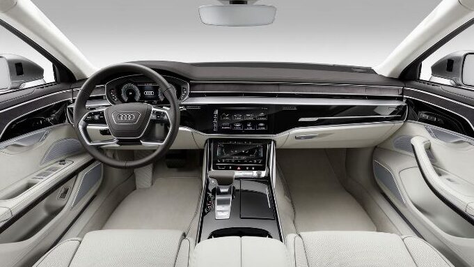 Audi’nin En Pahalı Otomobillerini Nasıl Üretiyorlar – Audi A8 Üretim Hattının İçinde