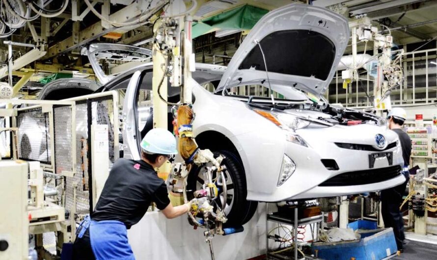 Japonya’da Toyota Üretimi